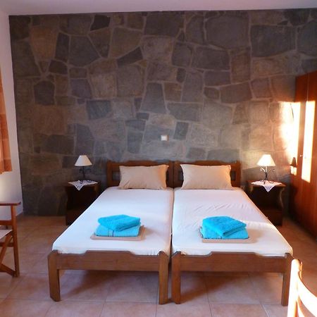 Efterpi Apartment Мирина Екстериор снимка