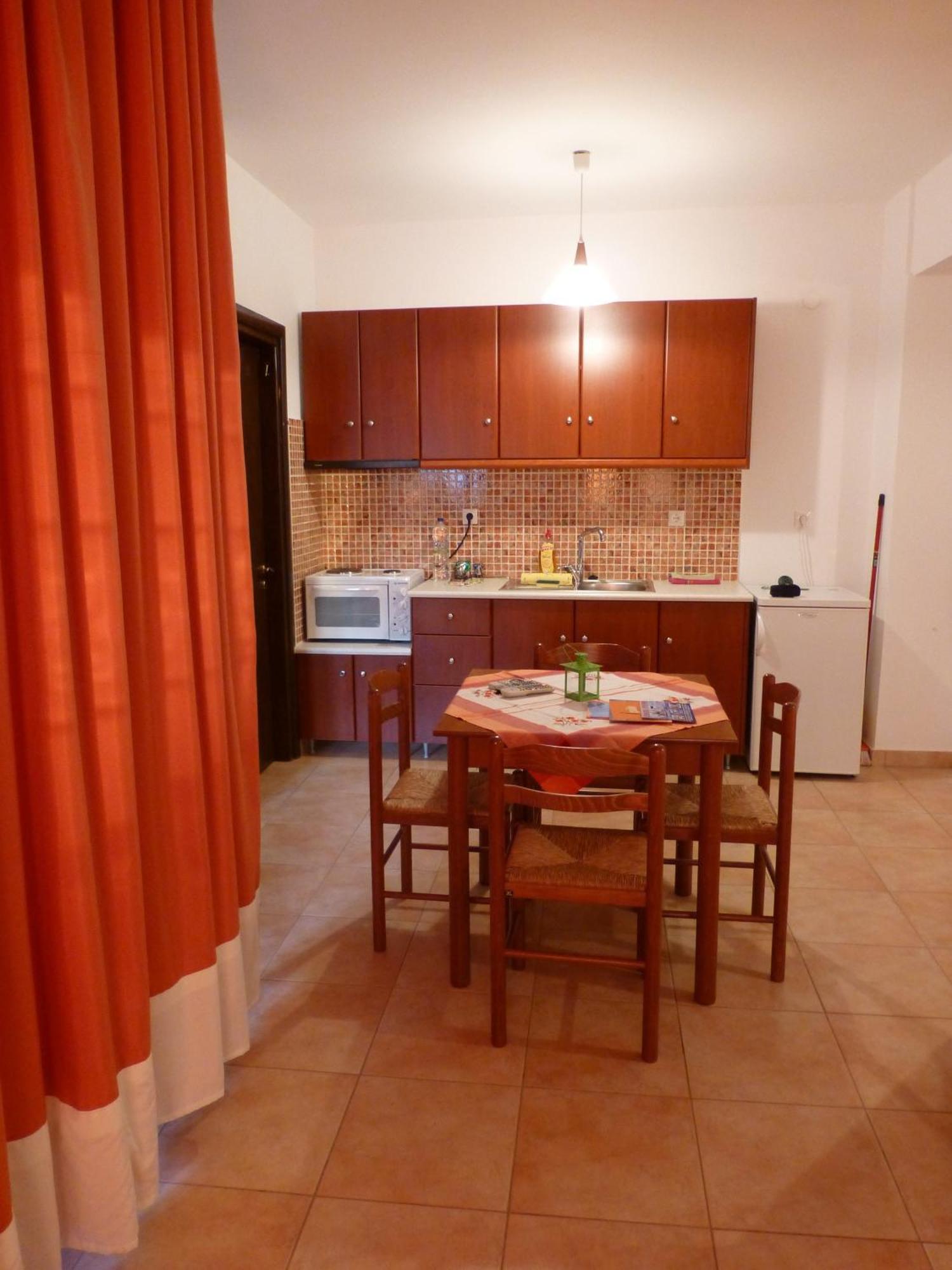 Efterpi Apartment Мирина Екстериор снимка