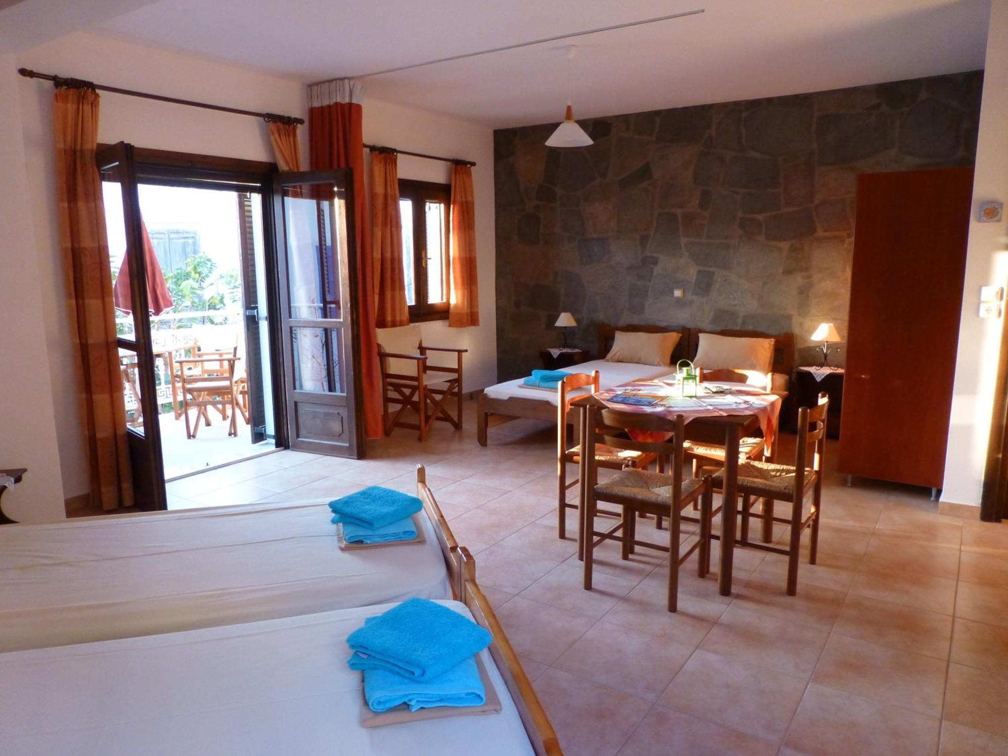 Efterpi Apartment Мирина Екстериор снимка