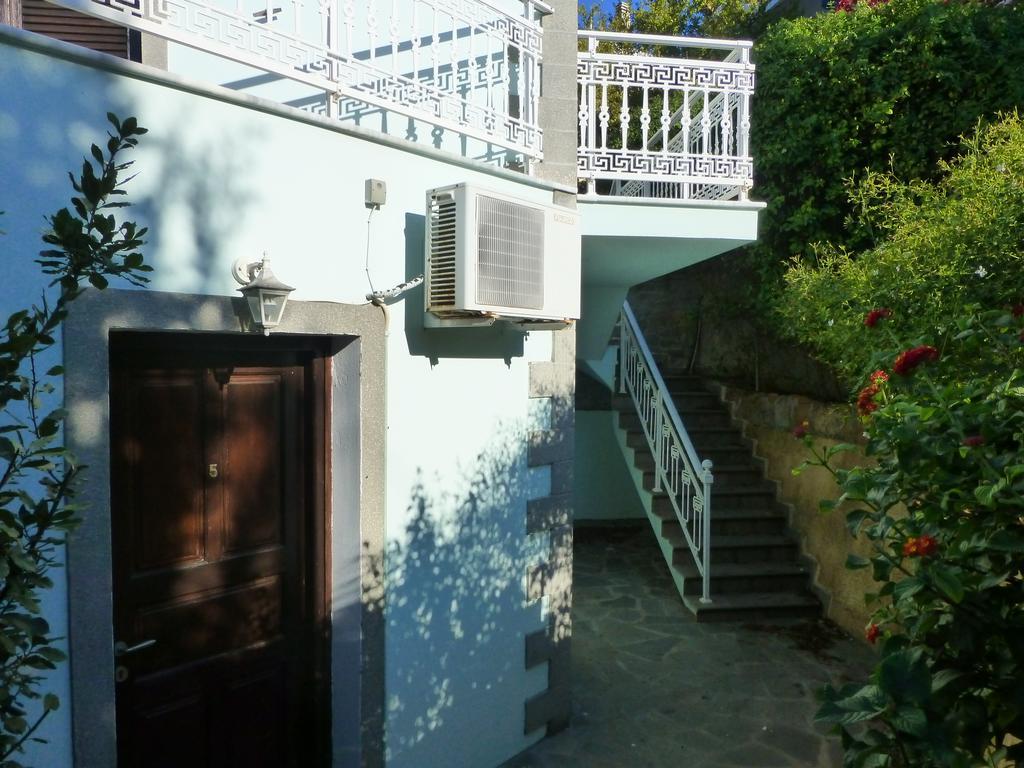 Efterpi Apartment Мирина Екстериор снимка
