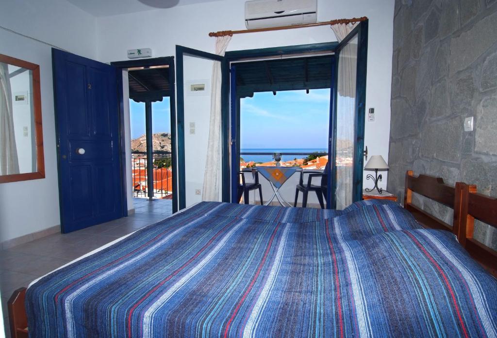 Efterpi Apartment Мирина Стая снимка